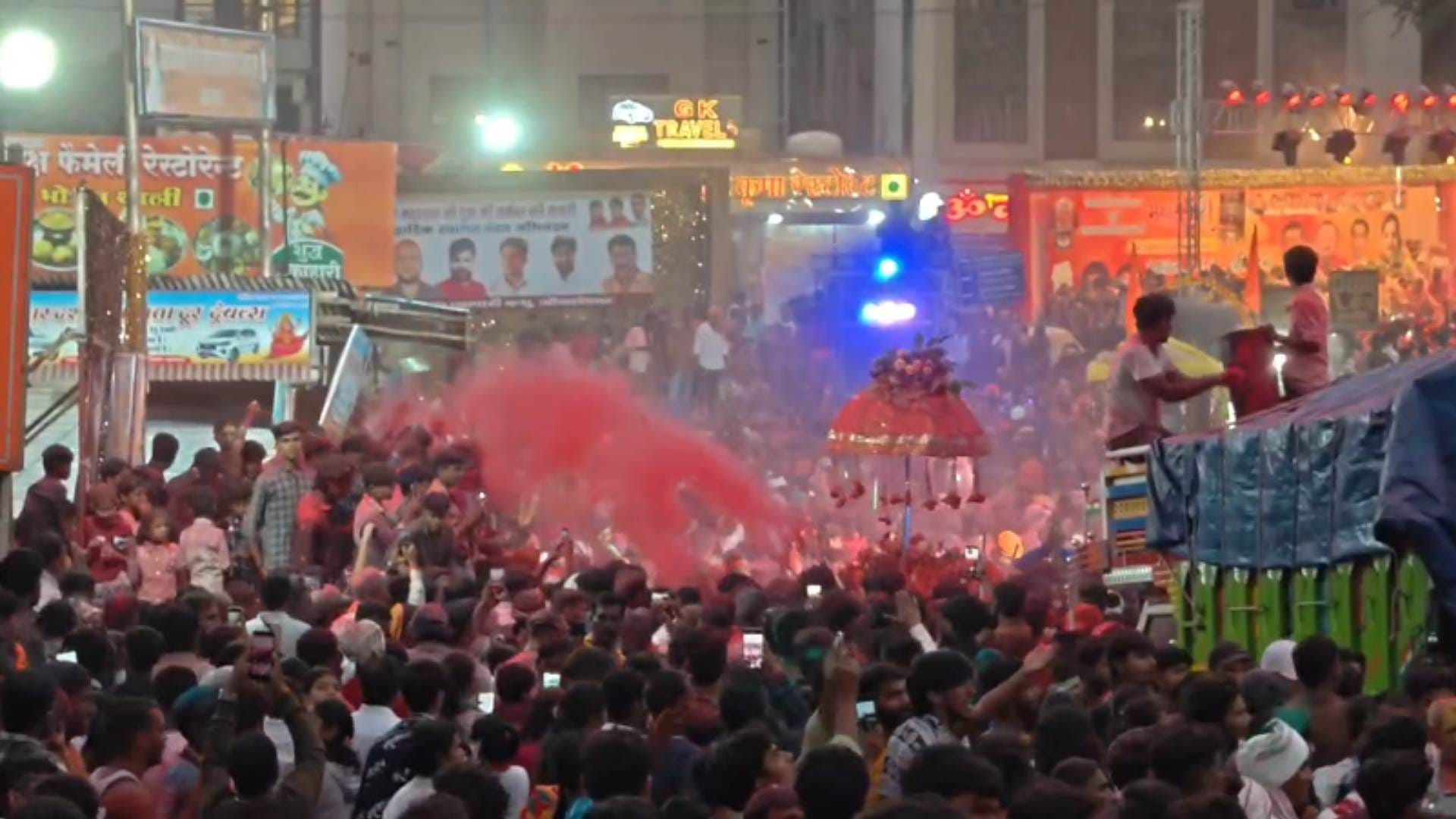 महासवारी में उमड़ा आस्था का सैलाब, ममलेश्वर मंदिर पहुंचे बाबा ओंकारेश्वर; हर-हर महादेव गूंजा